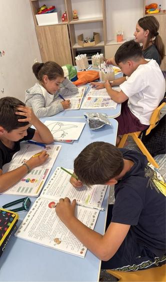 Casă cu 4 camere cu Teren 150 Mp în George Bacovia