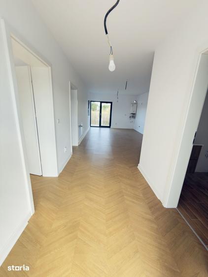 Casă cu 3 camere cu Teren 200 Mp în Central