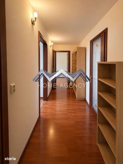 Apartament cu 4 camere decomandat în Ultracentral