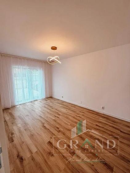 Casă individuală cu 4 camere cu Canalizare în Exterior Nord