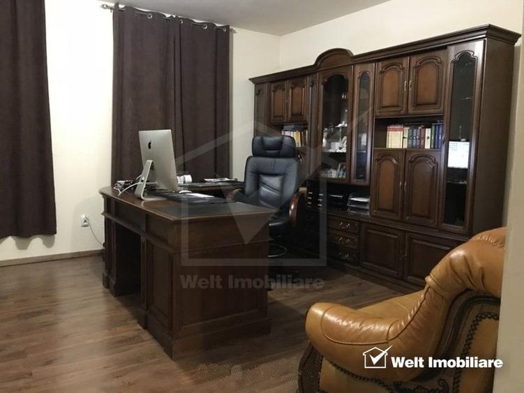 Casă individuală cu 6 camere cu Canalizare în Dâmbul Rotund