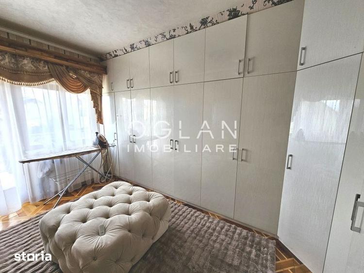 Casă cu 5 camere cu Teren 220 Mp în Valea Aurie