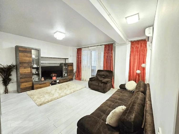 Apartament cu 3 camere decomandat în Chiajna