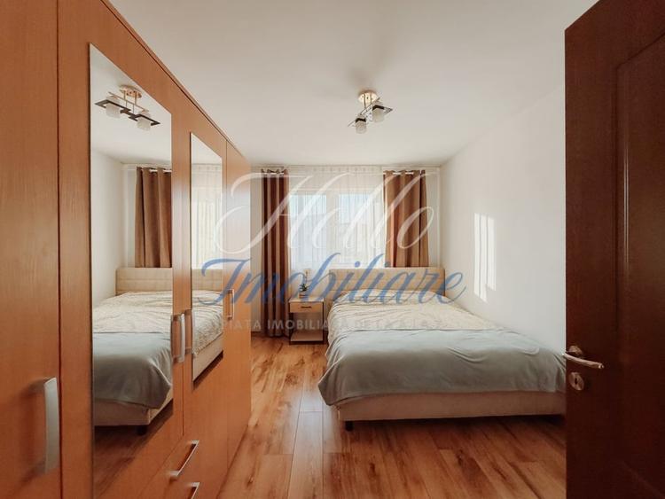 Apartament cu 3 camere decomandat în Florești