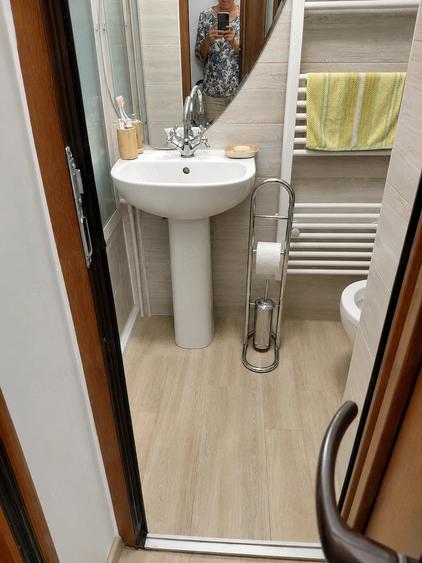 Apartament cu 2 camere decomandat în Teilor