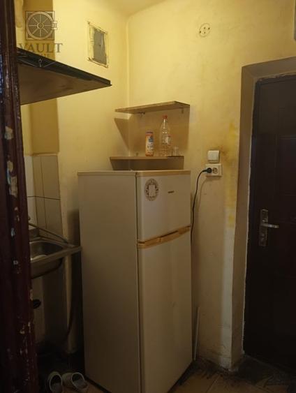 Garsonieră decomandată, mobilată în Titan