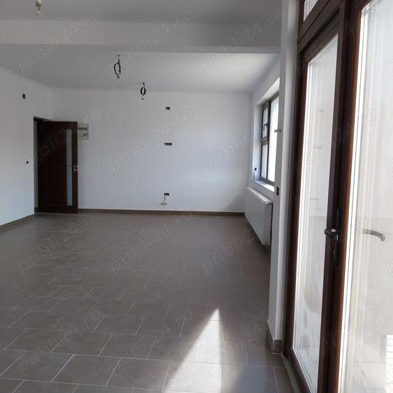 Spațiu comercial, de 80 mp, în Beiuș
