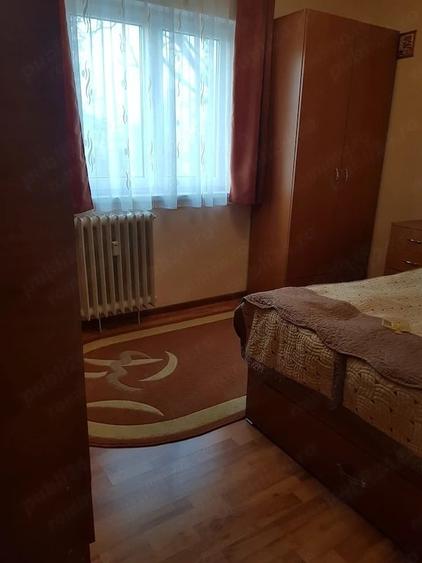 Apartament cu 2 camere semidecomandat în Giurgiului