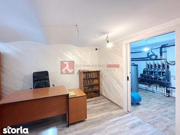 Spațiu comercial, de 490 mp, în Centrul Istoric