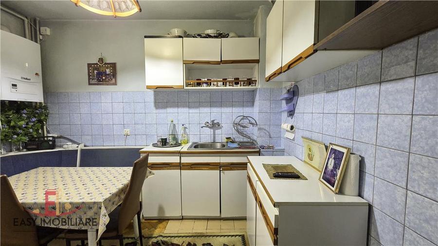 Apartament cu 2 camere decomandat în Tudor