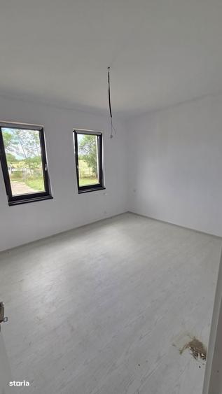 Casă cu 3 camere în Viile Satu Mare