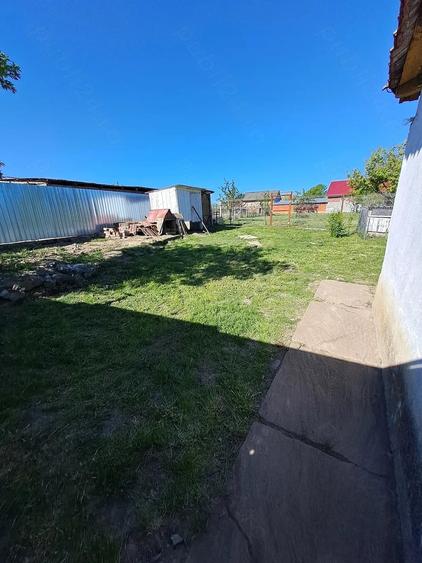 Casă cu 3 camere cu Teren 870 Mp în Ucuriș