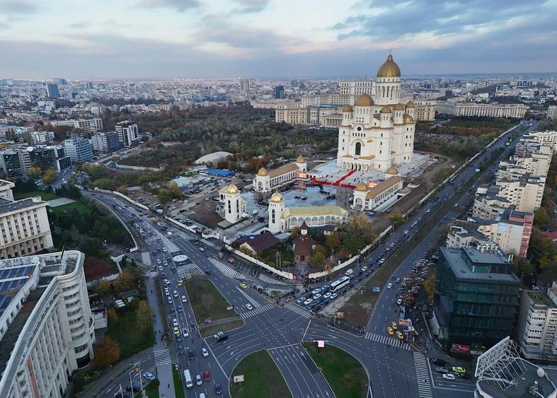 Birou, de 3,756 mp, în 13 Septembrie
