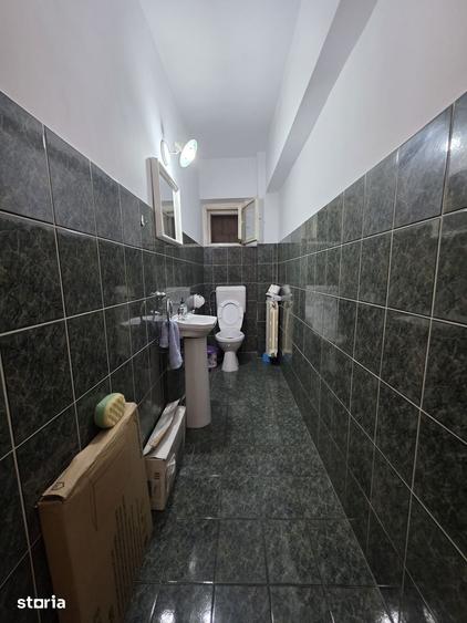 Apartament cu 3 camere decomandat în 13 Septembrie