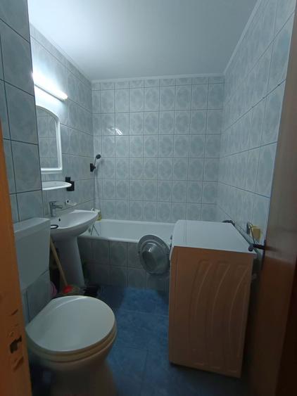 Garsonieră semidecomandată în Teiul Doamnei