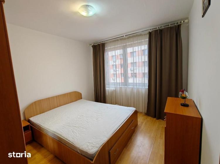 Apartament cu 2 camere decomandat în Tei