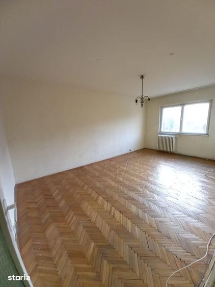 Apartament cu 3 camere în Ultracentral