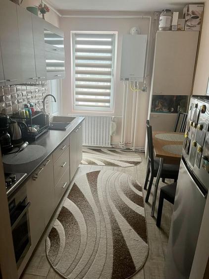 Vand apartament 2 camere in tudor pe str Ramurele - 5