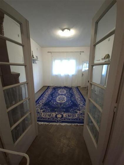 Casă individuală cu 5 camere cu Teren 250 Mp în Iancului