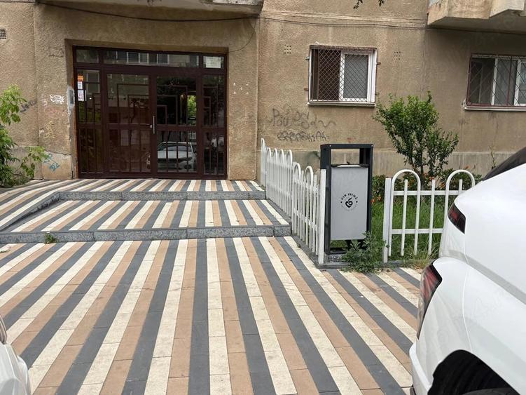Apartament cu 2 camere decomandat în 13 Septembrie