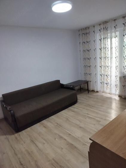 Apartament cu 3 camere decomandat în Nord