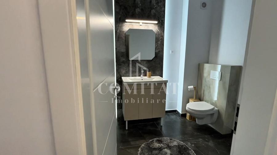 Apartament cu 2 camere semidecomandat, mobilat în Florești