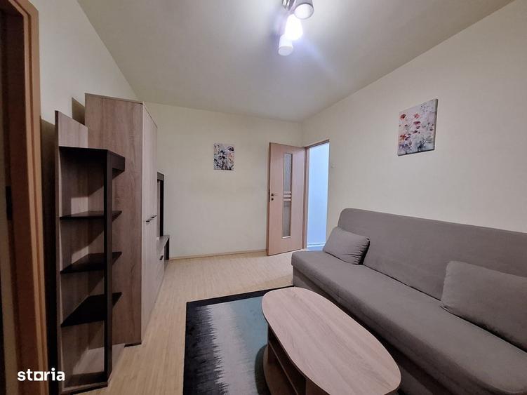 Apartament cu 2 camere nedecomandat în Girocului