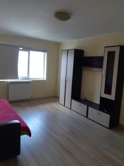 Apartament cu 3 camere decomandat în Obcini