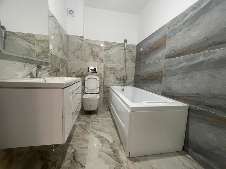 Apartament cu 2 camere decomandat în Păcurari