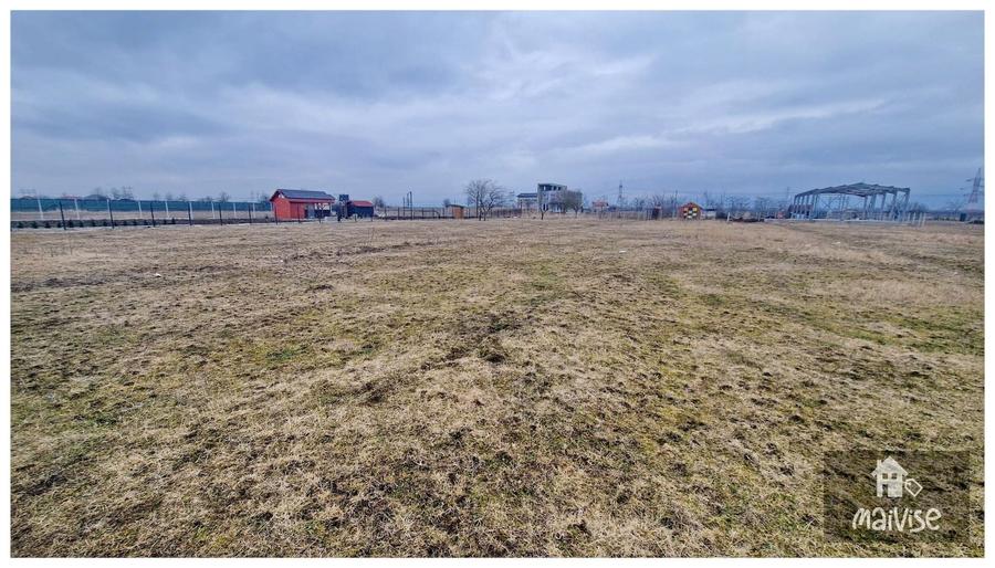 Teren agricol intravilan de 2300 mp, în Sânpetru