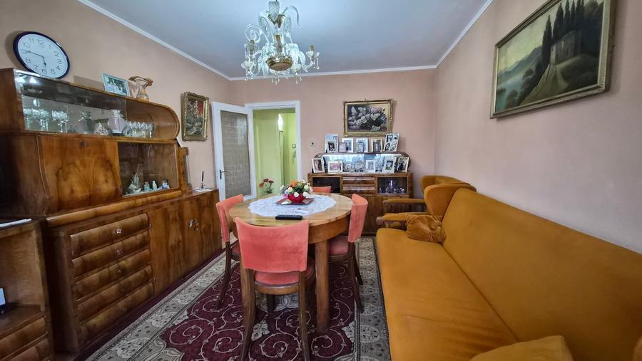 Apartament cu 3 camere decomandat în Tomis III