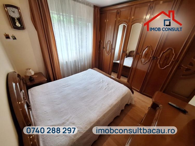 Apartament cu 2 camere decomandat în Narcisa