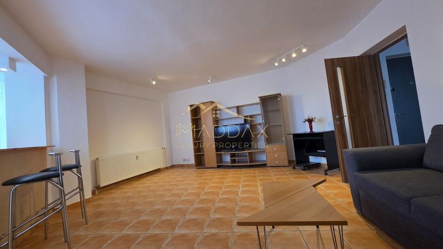 Apartament cu 2 camere decomandat, mobilat în Panduri