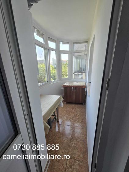 Apartament cu 2 camere decomandat în Apusului