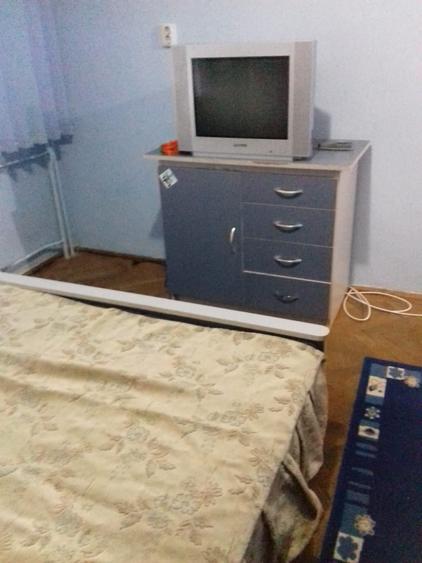 Apartament cu 3 camere decomandat în Nufărul