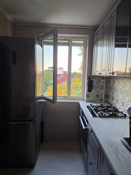 Apartament cu 3 camere decomandat în Ozana
