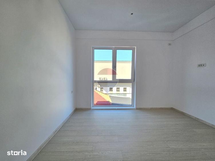 Apartament cu 2 camere decomandat în Palazu Mare