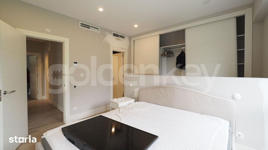 Apartament cu 4 camere în Central