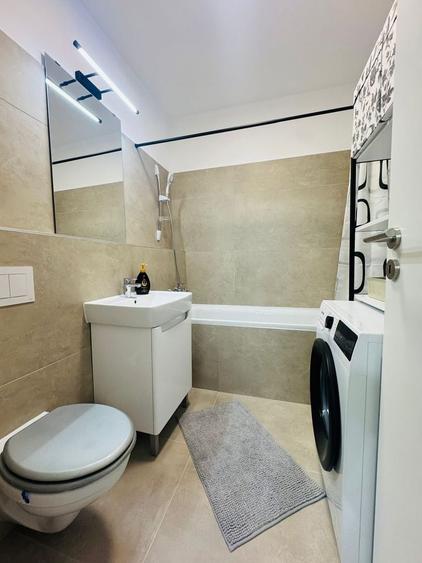 Apartament cu 2 camere nedecomandat în Torontalului