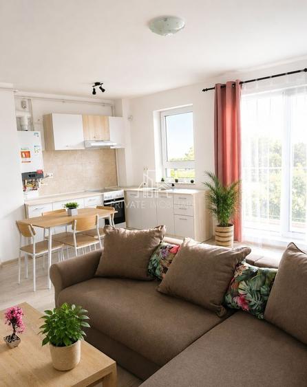 Apartament cu 3 camere decomandat în Libertății