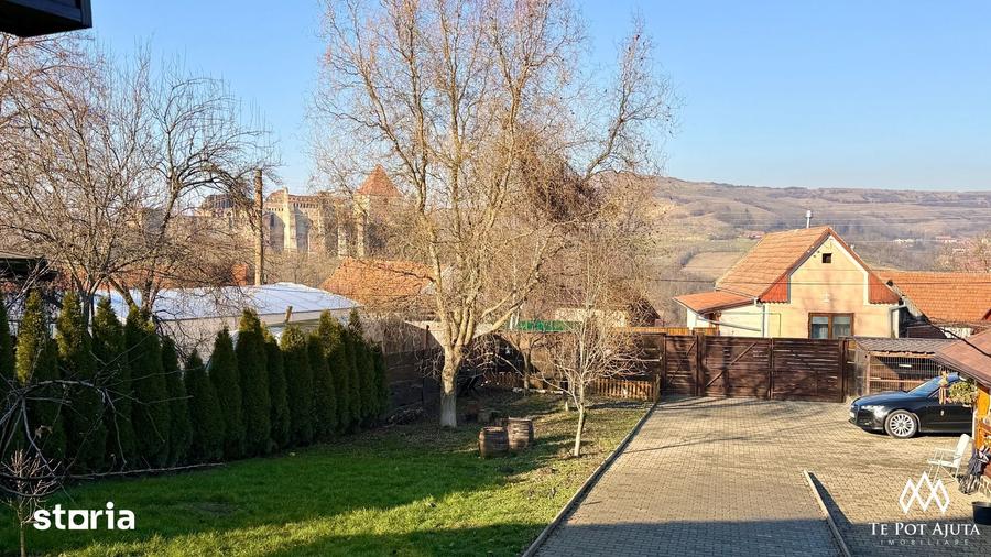 Casă cu 3 camere cu Teren 1086 Mp în Slimnic