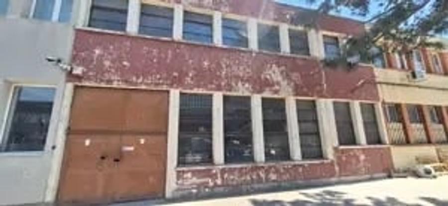 Spațiu comercial, de 1,800 mp, în Brătianu