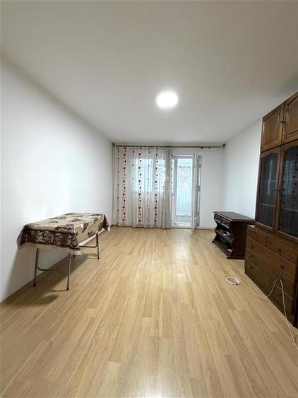 Apartament cu 2 camere circular în Nicolina