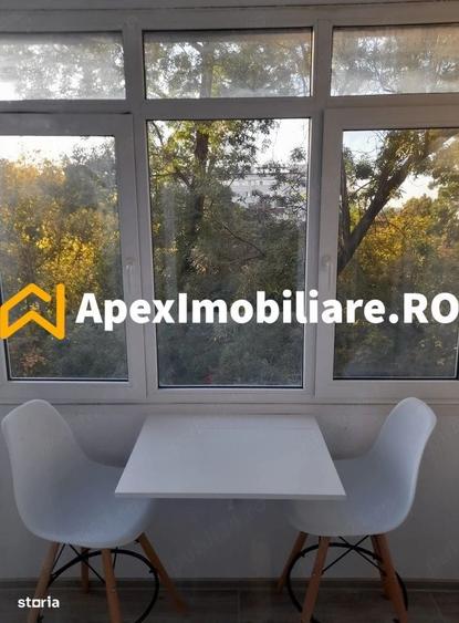 Apartament cu 2 camere semidecomandat în Jilava