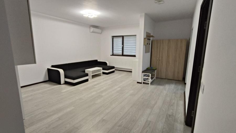 Casă cu 3 camere cu Teren 400 Mp în Hemeiuș
