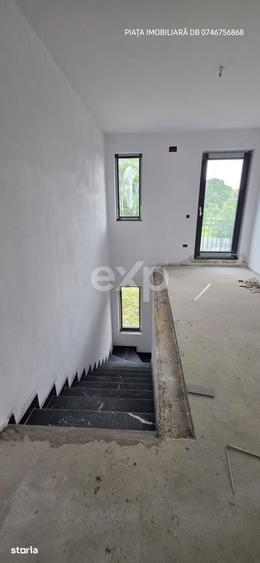 Casă cu 4 camere cu Teren 250 Mp în Ulmi
