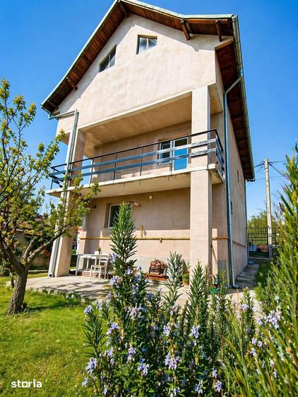 Casă cu 4 camere cu Teren 376 Mp în Traian