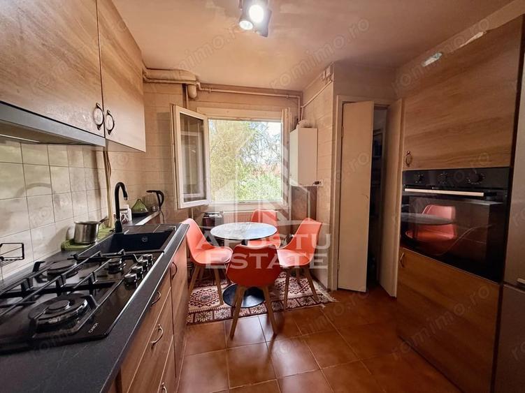 Apartament cu 3 camere semidecomandat în Olimpia-Stadion