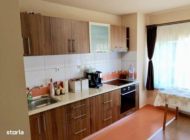 Casă cu 4 camere în Golești