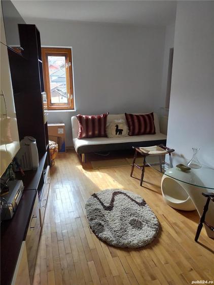 Casă cu 4 camere cu Teren 119 Mp în Hunedoara